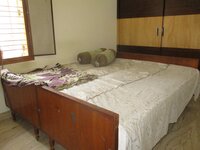 Sub Unit : bedrooms 1