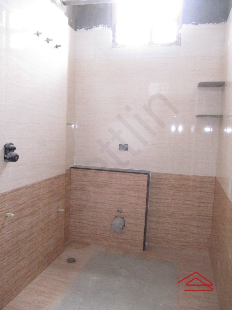 Sub Unit : bathrooms 3