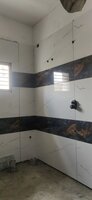 Sub Unit : bathrooms 1