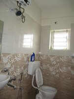 Sub Unit : bathrooms 1