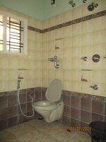 Sub Unit : bathrooms 2