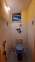 Sub Unit : bathrooms 2