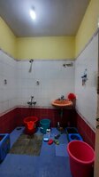Sub Unit : bathrooms 1