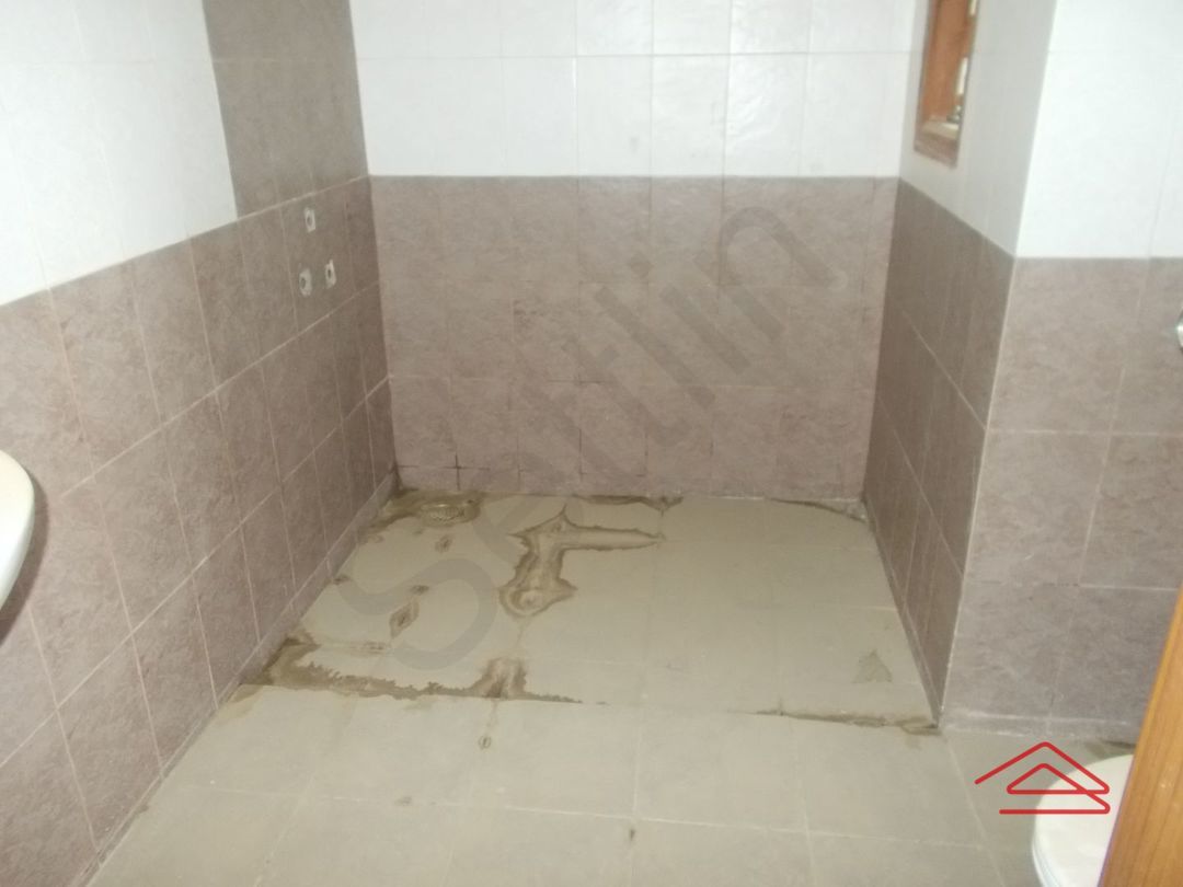 Bathroom 4