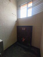 bathroom 4
