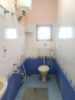 Sub Unit : bathrooms 1