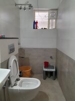bathrooms 4