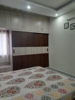 bedrooms 2