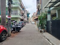 Unit:  Approach Road