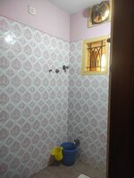 Sub Unit : bathrooms 2