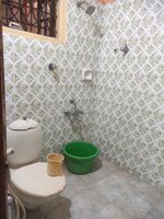 Sub Unit : bathrooms 4