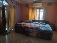 Sub Unit : bedrooms 5