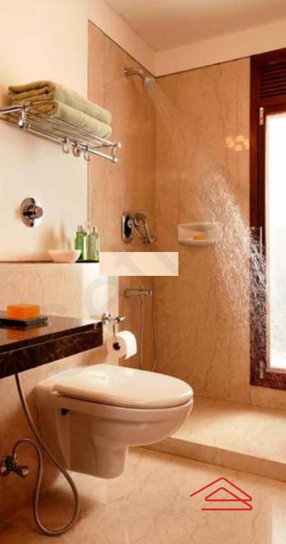 Bathroom 4