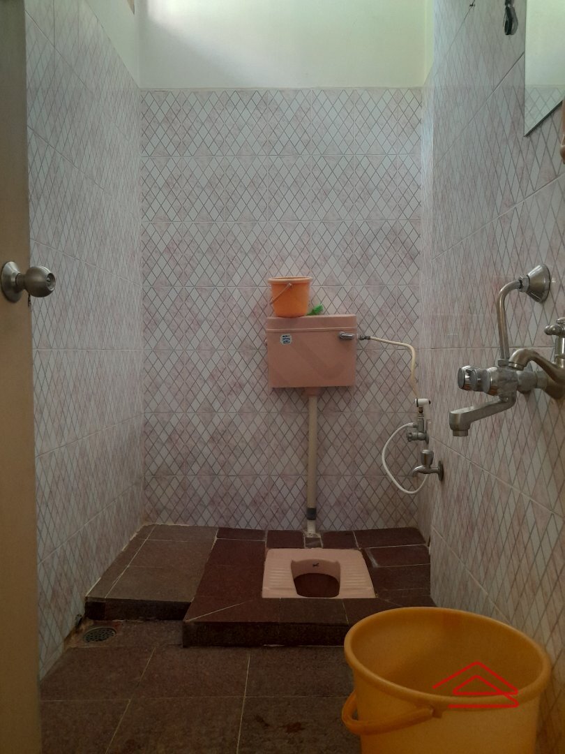 bathrooms 2