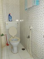 Sub Unit : bathrooms 2