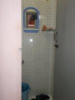 Sub Unit : bathrooms 2