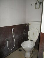 Sub Unit : bathrooms 2