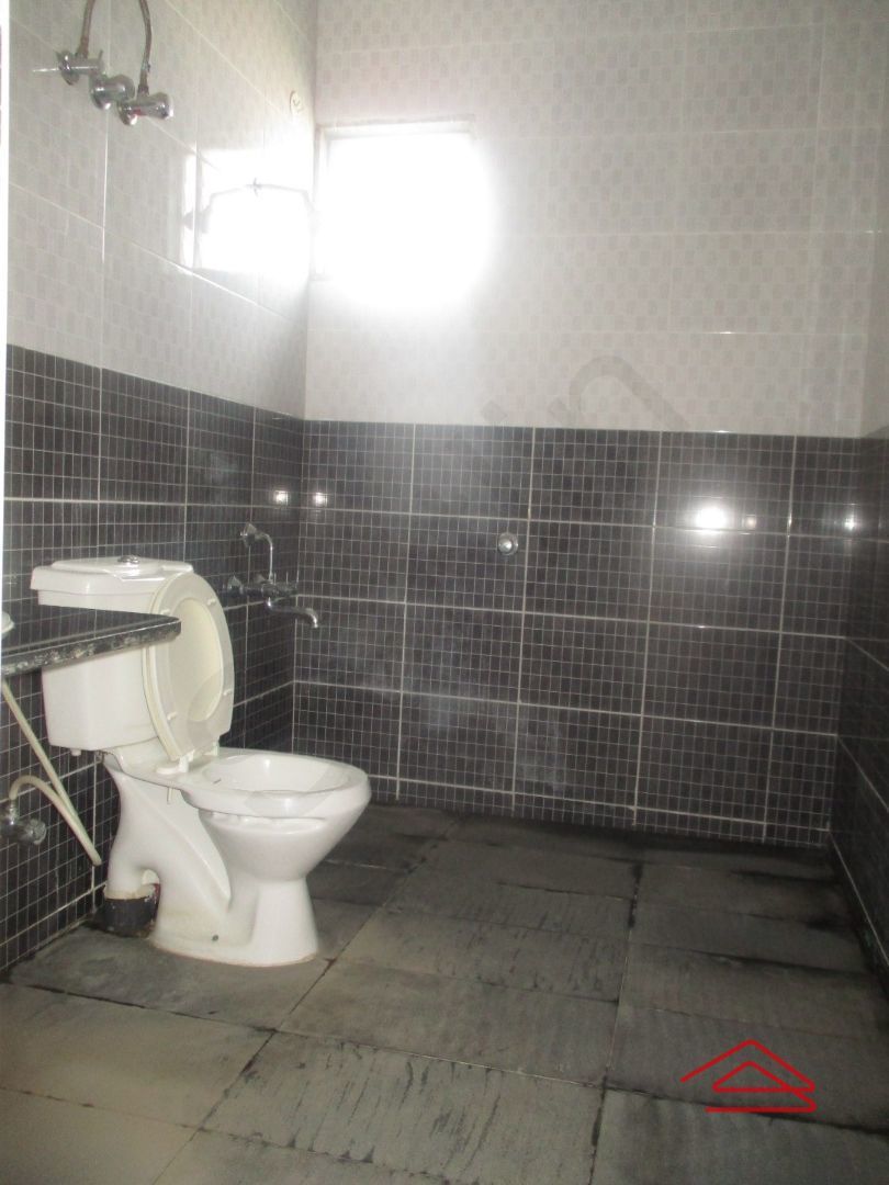 Bathroom 4
