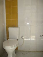 Sub Unit : bathrooms 2