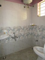 Sub Unit : bathrooms 2