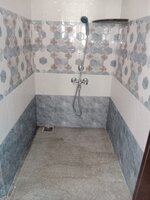 Sub Unit : bathrooms 2