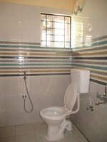 Sub Unit : bathrooms 1