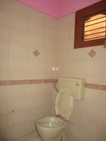 Sub Unit : bathrooms 2