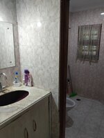 bathrooms 4