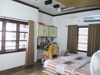 Sub Unit : bedrooms 2