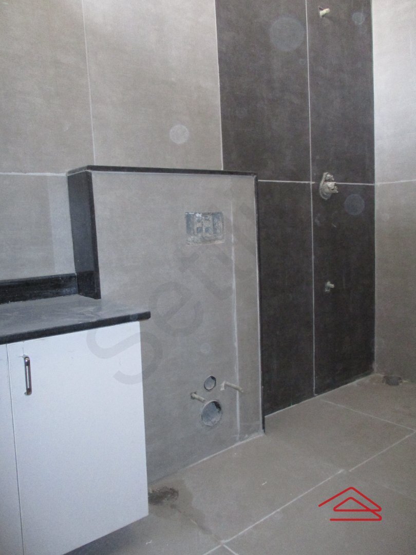 bathroom 4