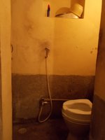Sub Unit : bathrooms 1