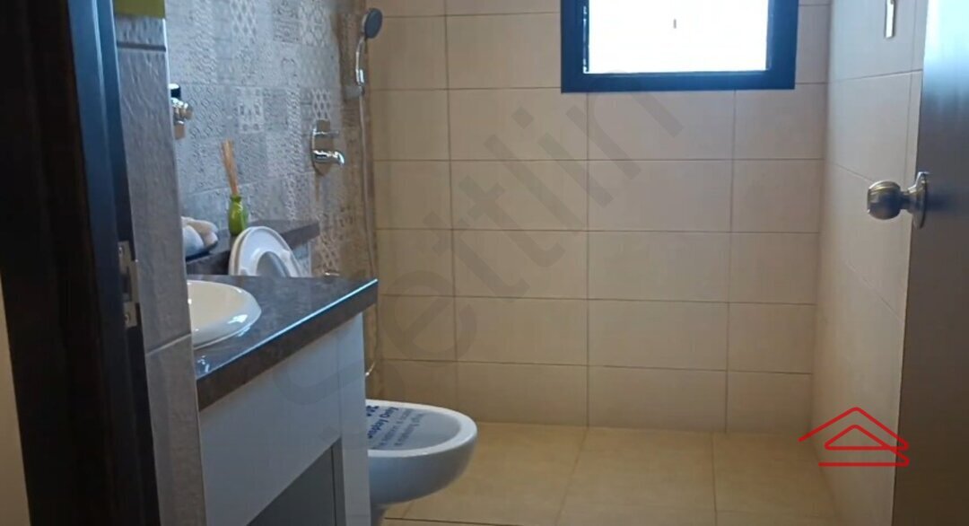 Bathroom 4
