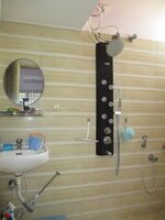 Sub Unit : bathrooms 2