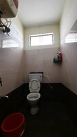 Sub Unit : bathrooms 1