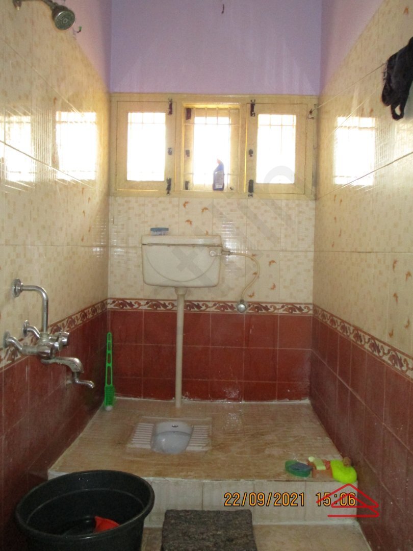 Sub Unit : bathrooms 1