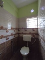 Sub Unit : bathrooms 2