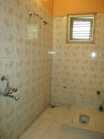 Sub Unit : bathrooms 3