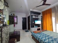 Hall 1