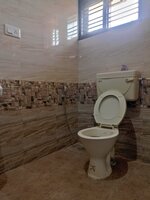 Sub Unit : bathrooms 1