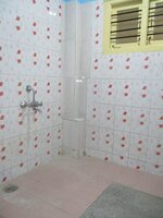 Sub Unit : bathrooms 2