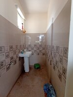 Sub Unit : bathrooms 1