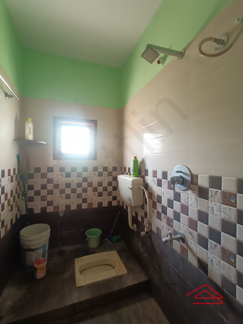 Sub Unit : bathrooms 1