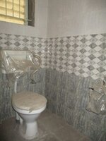 Sub Unit : bathrooms 1
