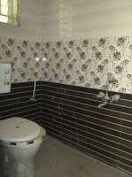 Sub Unit : bathrooms 2