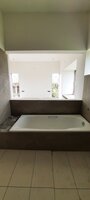 Sub Unit : bathrooms 2