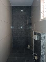 Sub Unit : bathrooms 4
