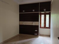 Sub Unit : bedrooms 4