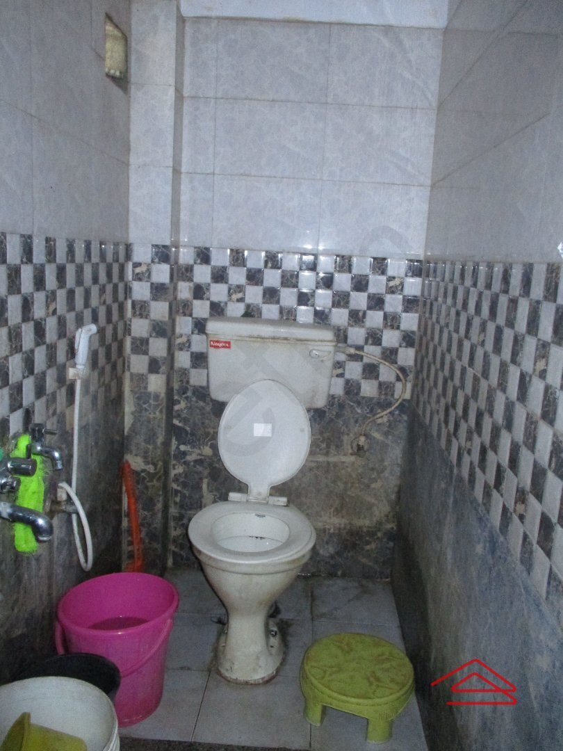 Sub Unit : bathrooms 1