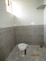 Sub Unit : bathrooms 1