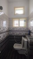 Sub Unit : bathrooms 2